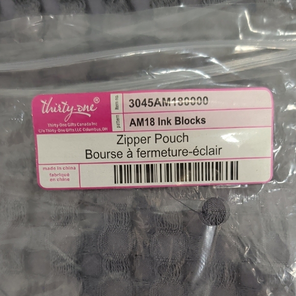 Thirty-One Ink Blocks Zipper Pouch - Picture 2 of 3